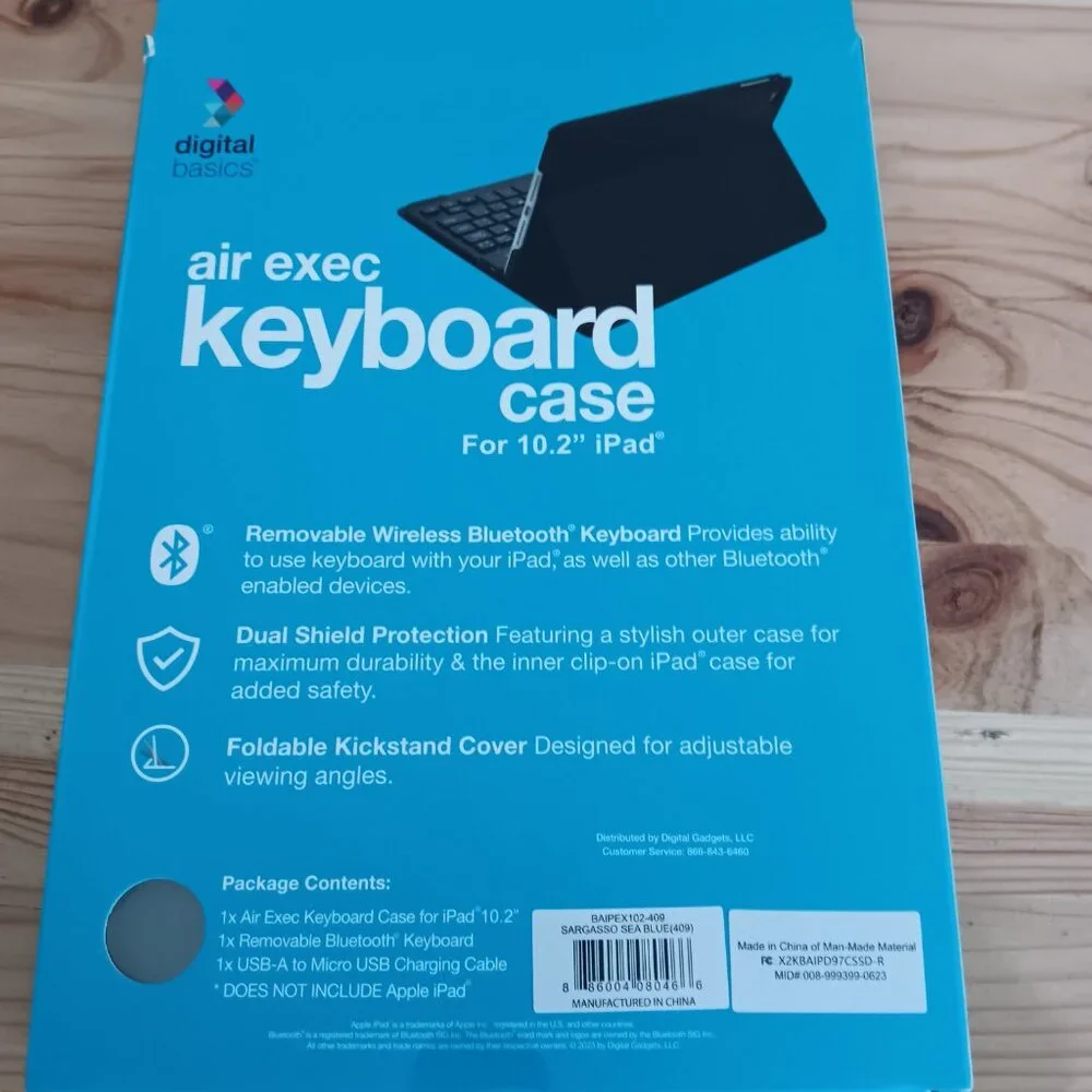 Digital Basics Bluetooth Keyboard Case for iPad 10.2